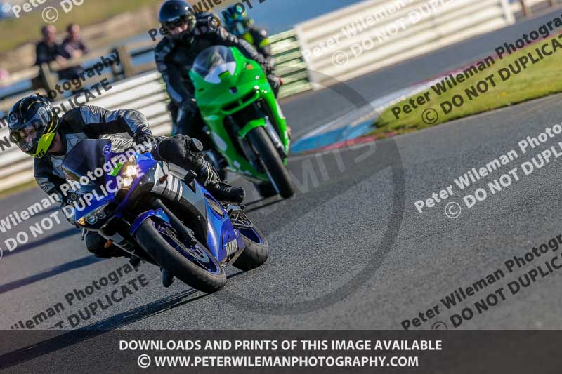 PJM Wedding Photography;enduro digital images;event digital images;eventdigitalimages;mallory park;mallory park photographs;mallory park trackday;mallory park trackday photographs;no limits trackdays;peter wileman photography;racing digital images;trackday digital images;trackday photos
